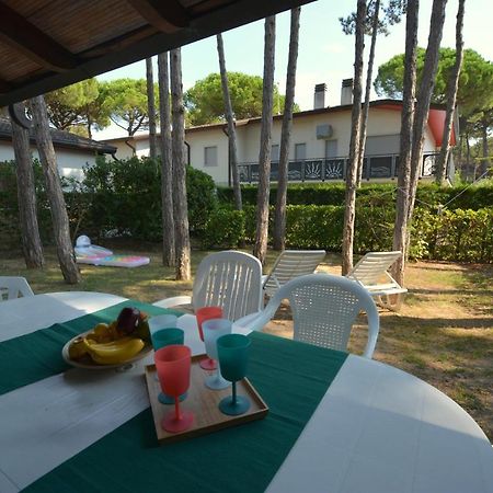 Villa In Lignano Riviera Comfortable 利尼亚诺萨比亚多罗 外观 照片