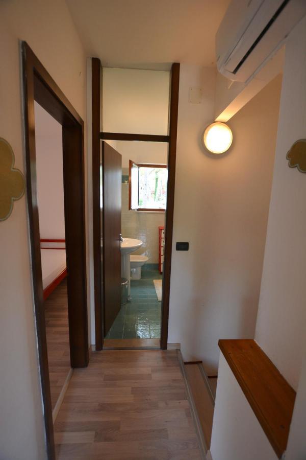 Villa In Lignano Riviera Comfortable 利尼亚诺萨比亚多罗 外观 照片