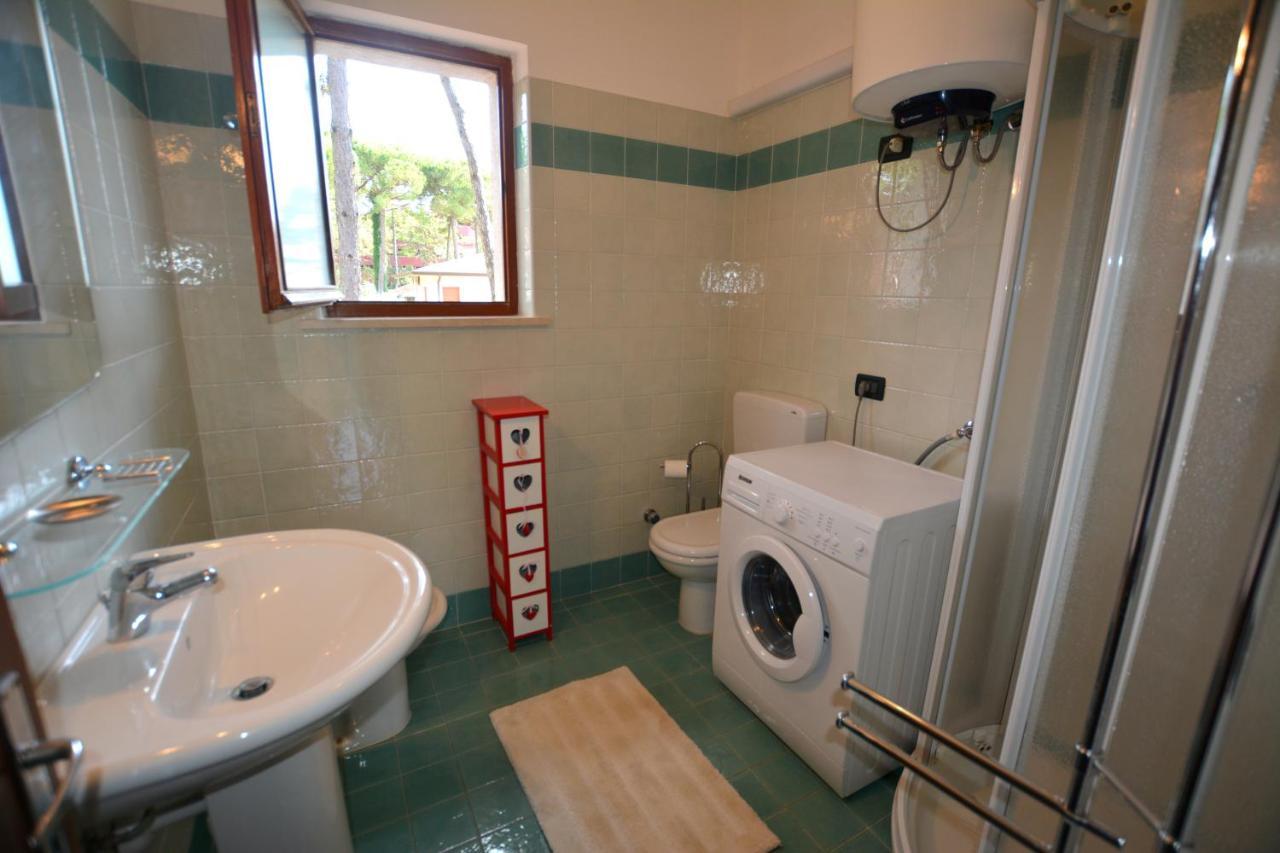 Villa In Lignano Riviera Comfortable 利尼亚诺萨比亚多罗 外观 照片